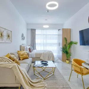 The Smart Concierge - Pantheon Elysee Apartment Dubai