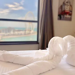 Jbr Sea View 2 Bedroom Apartment