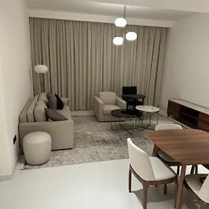 Marina Vista Tower 1 * Dubai