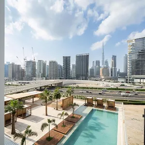 Upside Living With View Of Burj Khalifa Dubai