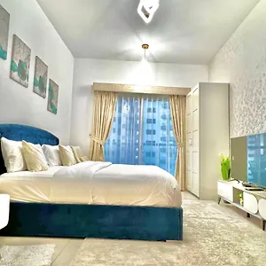 Elegant Marina View King Bed Apartment Dubai