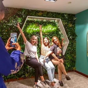 Homestar Deluxe Jbr Meditation & Wellness Hostel Dubai