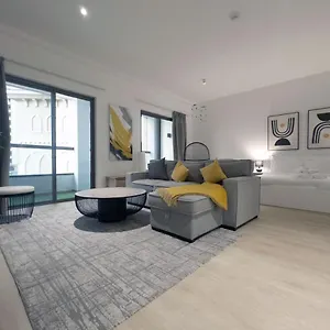 Apartment 1min Walk In Front Of Jbr Dubai