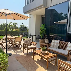 Family Apt - Huge Terrace & Playground Access Apartment Dubai