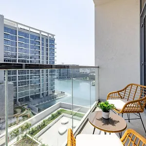 Apartment Fully Furnished I Lagoons View I District One *
