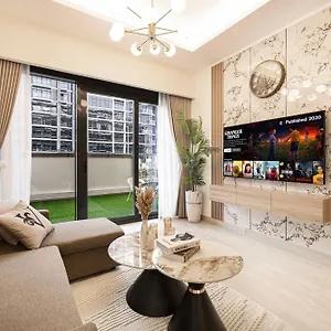 Elegant 1br L Breathtaking Boulevard Views Apartment Dubai