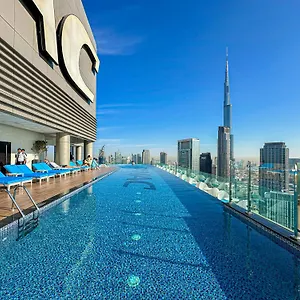 Sky-high Oasis Burj Khalifa Views, Rooftop Infinity Pool, 3br In Paramount Midtown Daire *