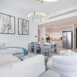 Apartment 2 Bed With Magnificent View *