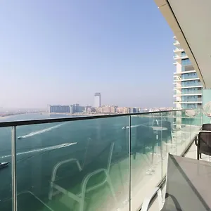 Livbnb - 2b With Sea View Emaar Beachfront Apartment