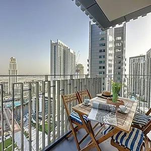 Апартаменты Fam Living - Spacious 3-bedroom In Creek Gate With Stunning Views