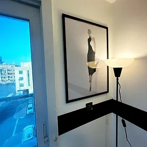 Blissful Partition In Bur Near Burjuman Metro Homestay