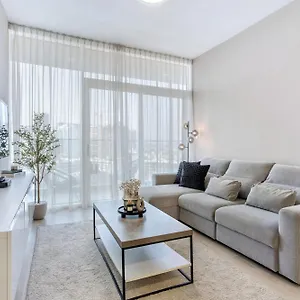 Apartment Skyline Serenity At Bloom Heights 1br City-view