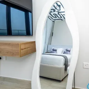 Apartment Modern Contemporary In Azizi Riviera Dubai