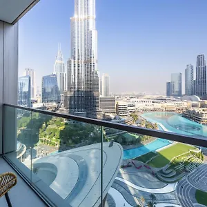 New 2 Bedroom Overlooking Burj Khalifa And Fountain View In Downtown * Dubai