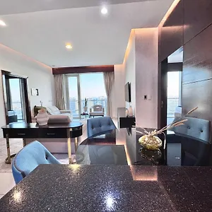 Spacious 3 Bedroom Maid Chic And Unique In Business Bay * Dubai