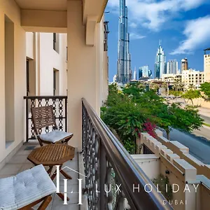 Lux Burj Khalifa View Across Mall * Dubai