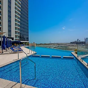 Stunning Views & Palm Marina Views & 39th Floor *