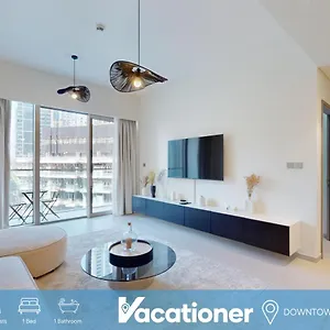 Grande - Contemporary One Bedroom Dubai