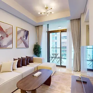 Primestay - Canal View 2br In Aykon Tower - Business Bay Dubaj