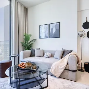 Beautiful 1 Bed In Binghatti House Jvc Daire