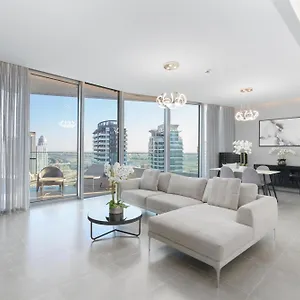 Luxury In Iconic Stella Maris Apartment Dubai