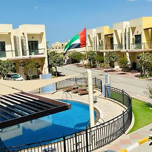Family-friendly 1br With Play Area+pool. Uae Villa