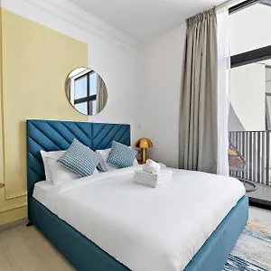 Silkhaus Modern In The Heart Of Vibrant Jvc