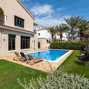 Frond D, Beachfront Villa, Palm Jumeirah - Mint Homes Villa