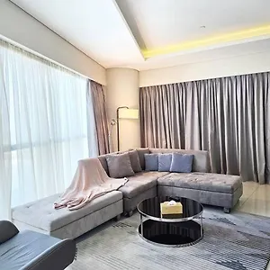 Luxury Paramount D111 Апартаменты *