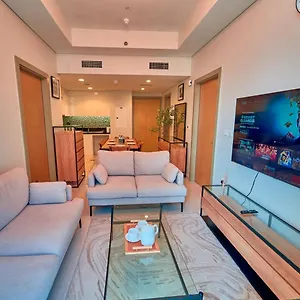Stylish 2Br Suite In Aykon City With Pool & Gym Access Dubai