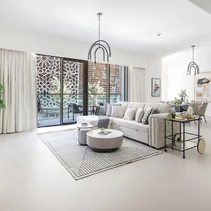 Frank Porter - Grande Signature Dubai