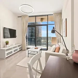 Appartamento C&l Homes Canal Dubai