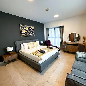 Luxury 2-bedroom In Marina With Sea View