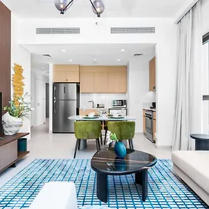 Appartamento 2br Burj Khalifa View & Access, Creek Dubai