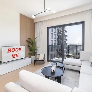 Chic 1-bed For 4 In Prime Hills Location 아파트 두바이