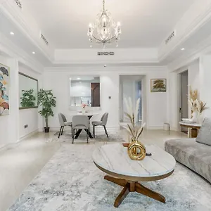 Appartement Astonishing Just A 2 Minutes Walk To Mall *