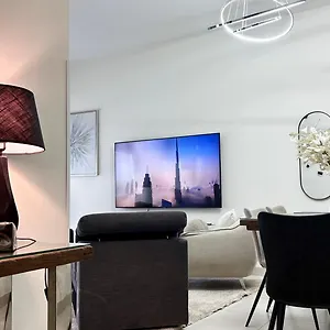 Apartment Enjoy A Modern And Trendy Apartment In The Heart Of Dubai Dubai