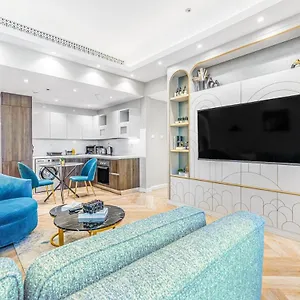 Stunning In Jbr - Near Tram Dubai