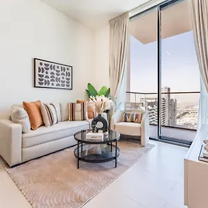 Views 1br Near Community Park With Private Balcony, Binghatti House, Jumeirah Village Circle By Deluxe Homes Appartamento *