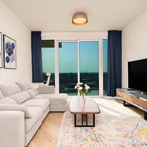 Pristine Cozy One Bedroom Dubai