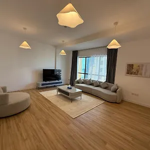 In Jbr, 2-bedroom Rimal 1 Building Dubaï