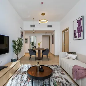 New Modern & Luxury 1br Jvc Apartment