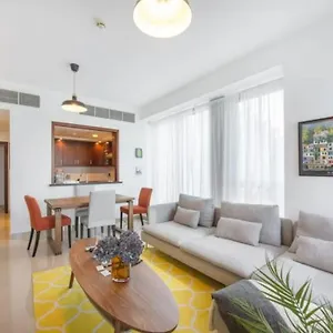 Upscale 2br With Breathtaking Burj Views *