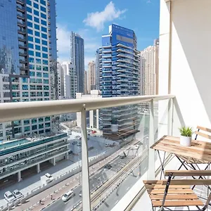 Lovely Cozy L Steps To Jbr Apartamento Dubái