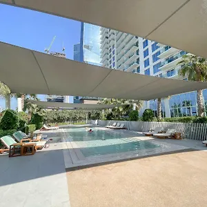 아파트 Situated On The Famous Jbr With Direct Access