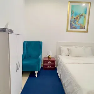 Amiqa Homes Dip 1 *