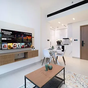 Cozy 1 Bedroom With Gym & Pool Just 15min To Marina 두바이