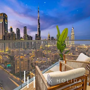 Lux The Executive Burj Khalifa View 2