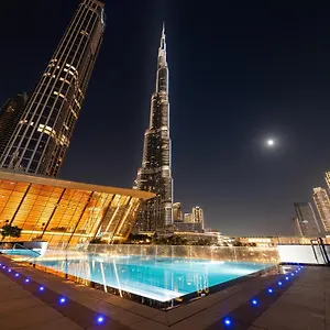 1 Bedroom High End Luxurios Building Next To Mall Dubai