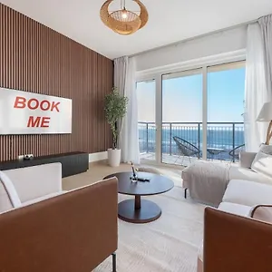 Beachside 1br In Port De La - Sleeps 2 * 두바이
